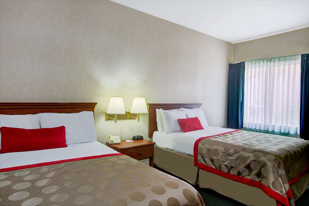 Super 8 By Wyndham Мерфрісборо Номер фото